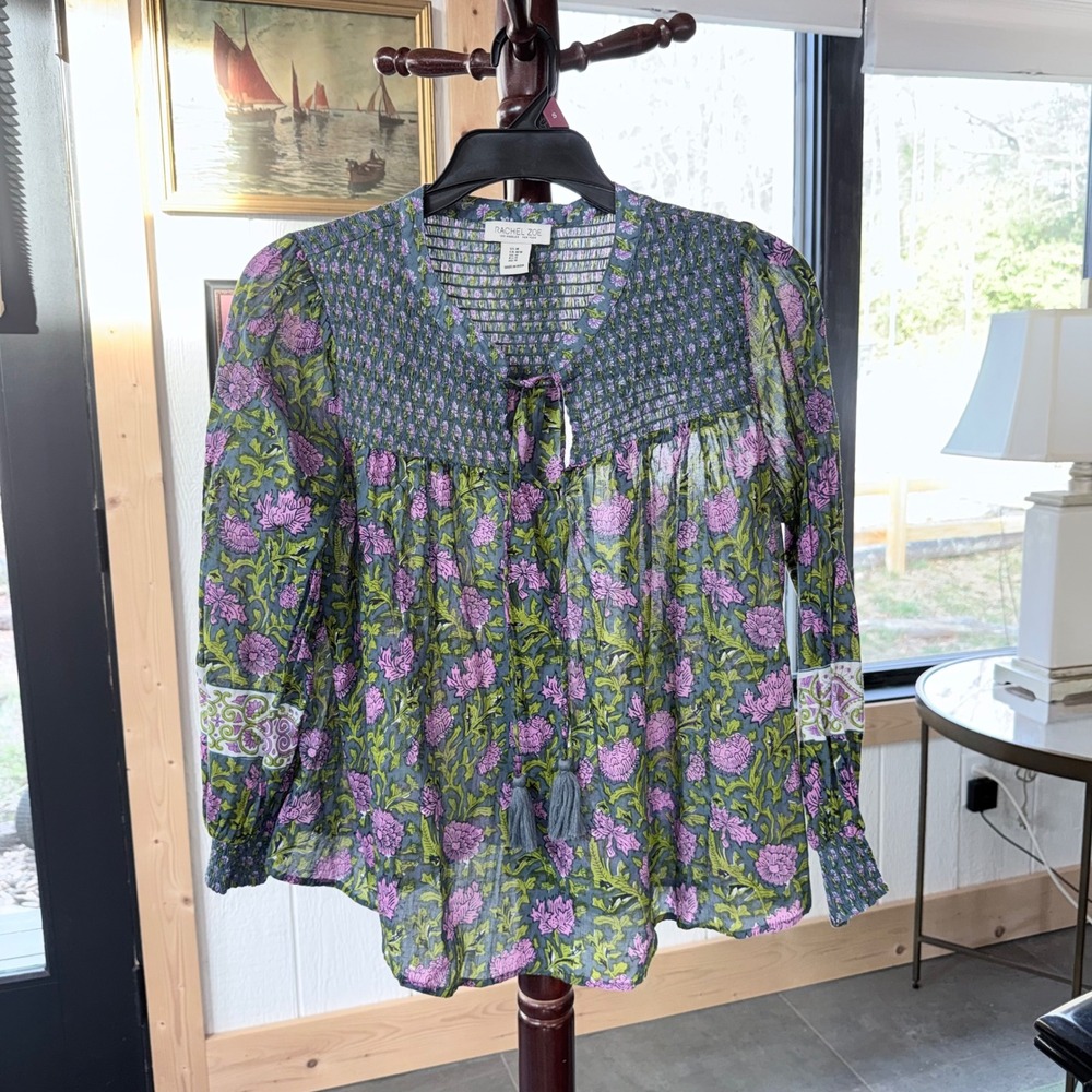 Rachel Zoe Floral 100% Cotton Smocked Blouse Blue Purple Boho Tassel Top Size M - Picture 2 of 9